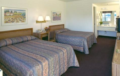 Vagabond Inn Bakersfield South Room photo